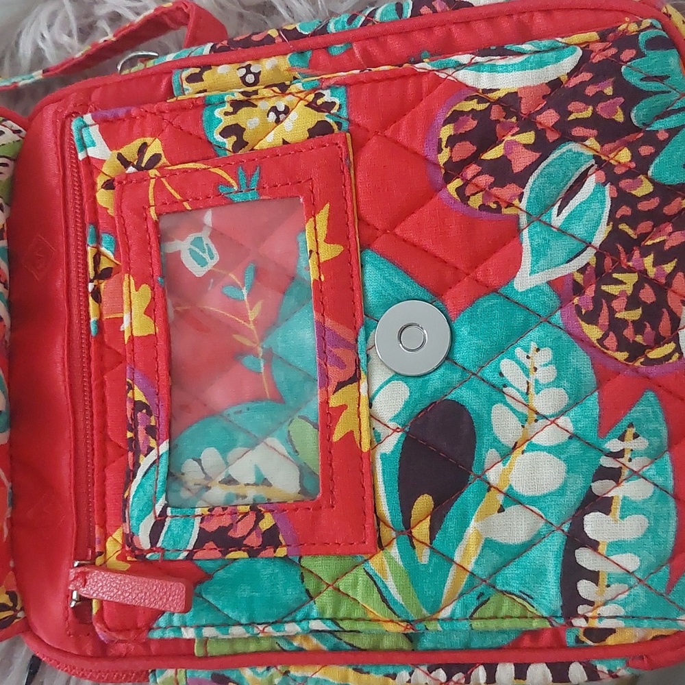 SOLD!! VERA BRADLEY - Picture 6 of 12